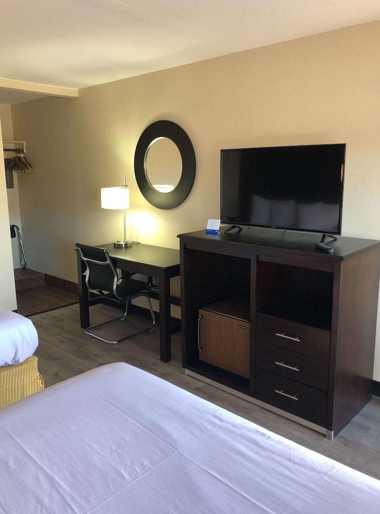 Super 8 By Wyndham Williams West Route 66 - Grand Canyon Area Екстериор снимка