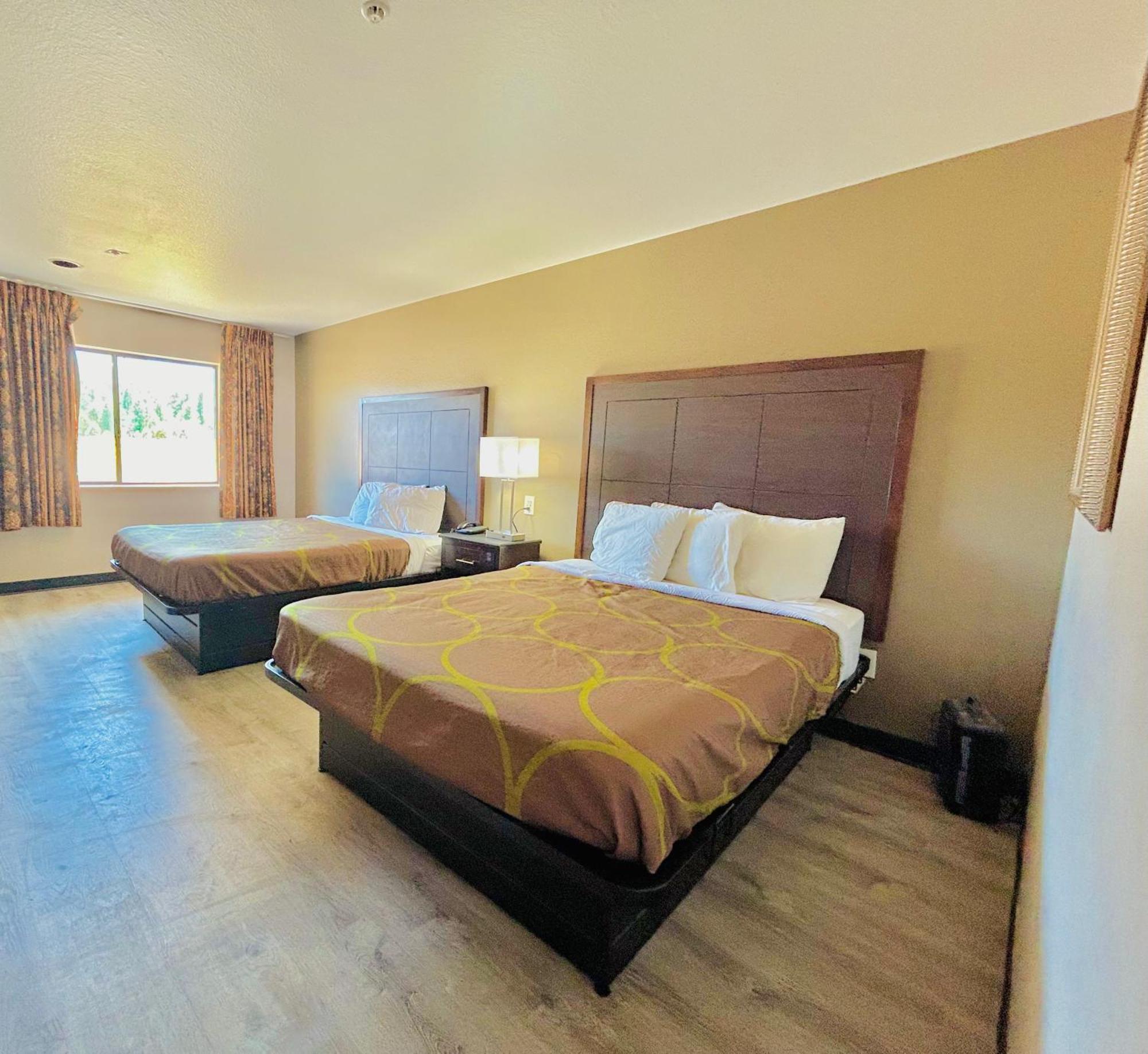 Super 8 By Wyndham Williams West Route 66 - Grand Canyon Area Екстериор снимка