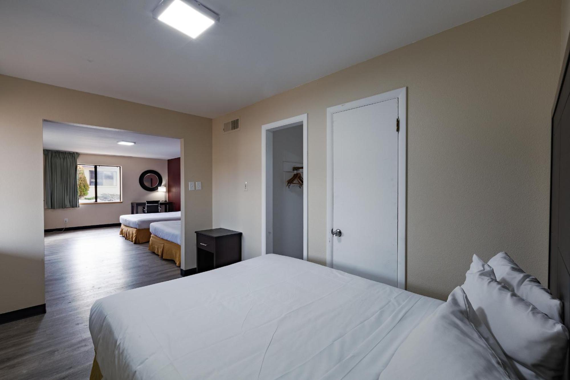 Super 8 By Wyndham Williams West Route 66 - Grand Canyon Area Екстериор снимка