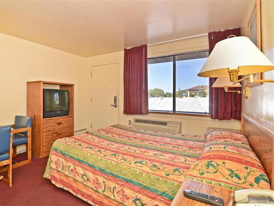 Super 8 By Wyndham Williams West Route 66 - Grand Canyon Area Екстериор снимка